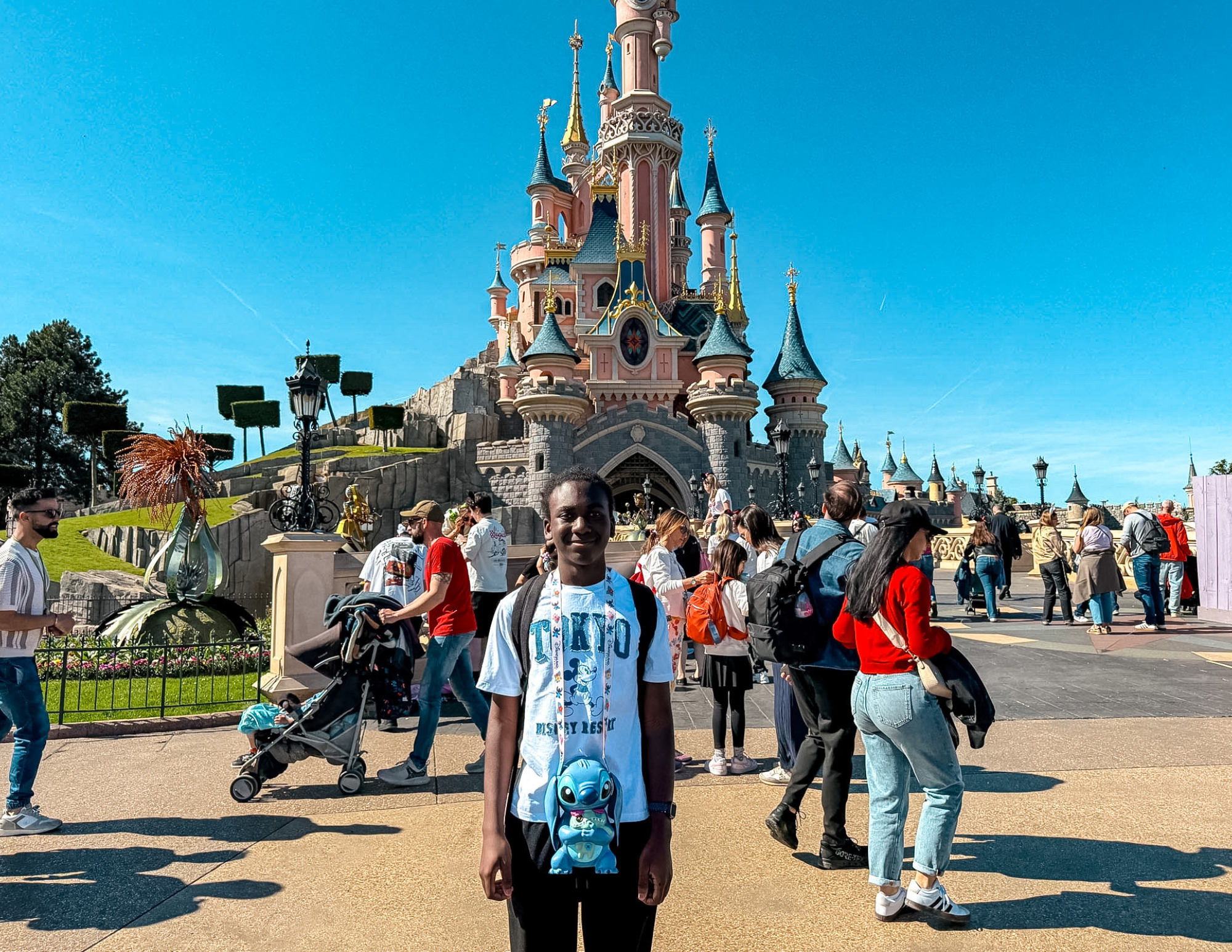 Disneyland Paris Guide (10).png
